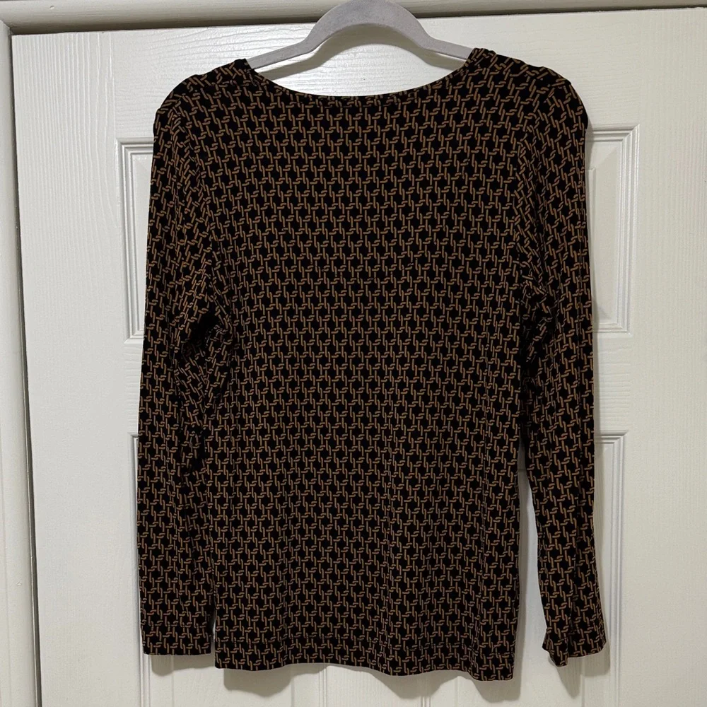 Chico's Black and Tan Geometric Long Sleeve Top Chico size 0 (US size 8) - Picture 4 of 6